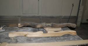 Giogo lampadario in legno su misura